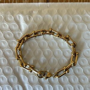 U Link Bracelet-Gold Tone